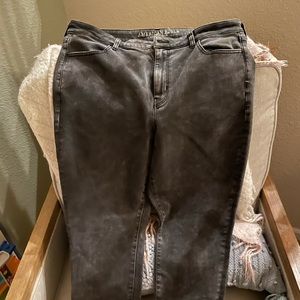 American Eagle size 18 Skinny jeans.